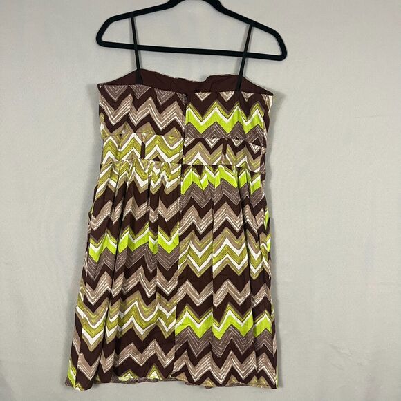 Vintage City Triangles Womens Y2K Chevron Green Brown Mini Babydoll Dress Sz 13 - Picture 2 of 6